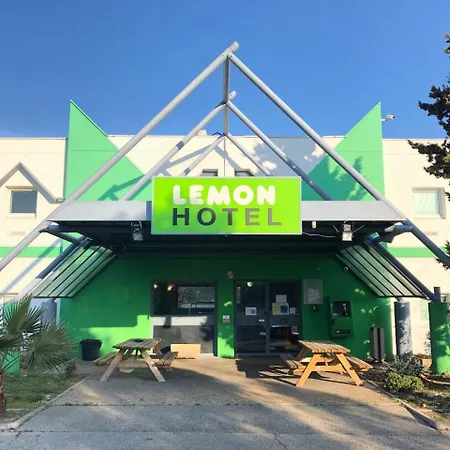 Lemon Avignon Hotel *